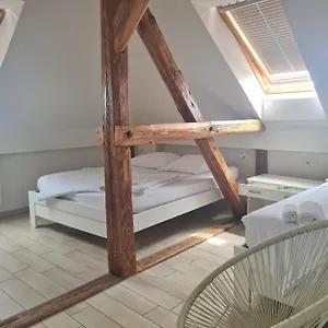 krevet i doručak Azur